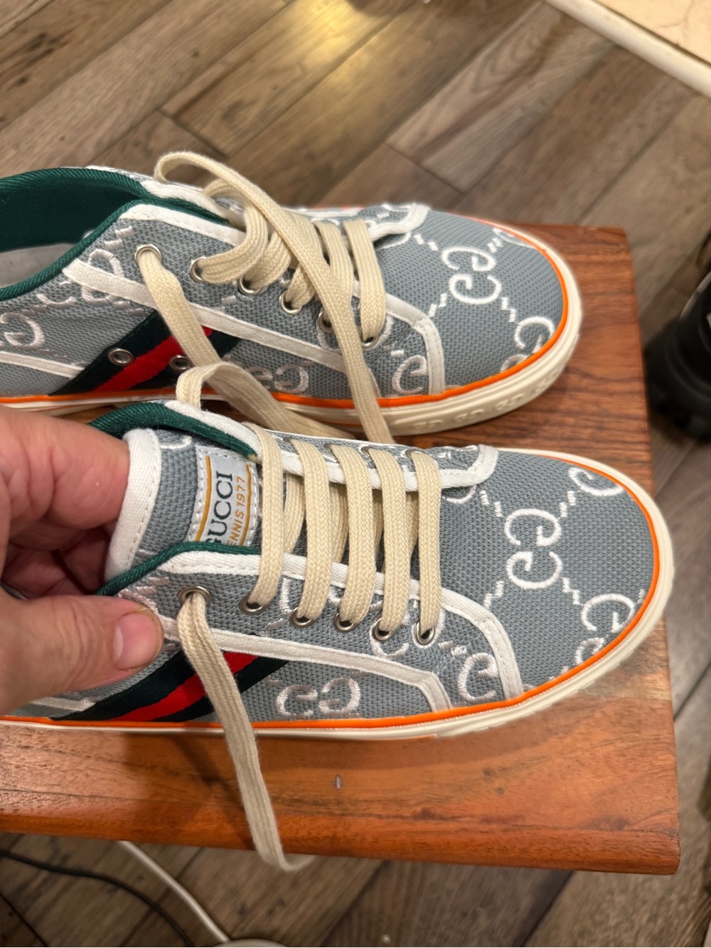 Gucci Mans tennis 1977 Gray GG Canvas Sneakers with Green Lining and Orange Trim - Picture 1 of 8